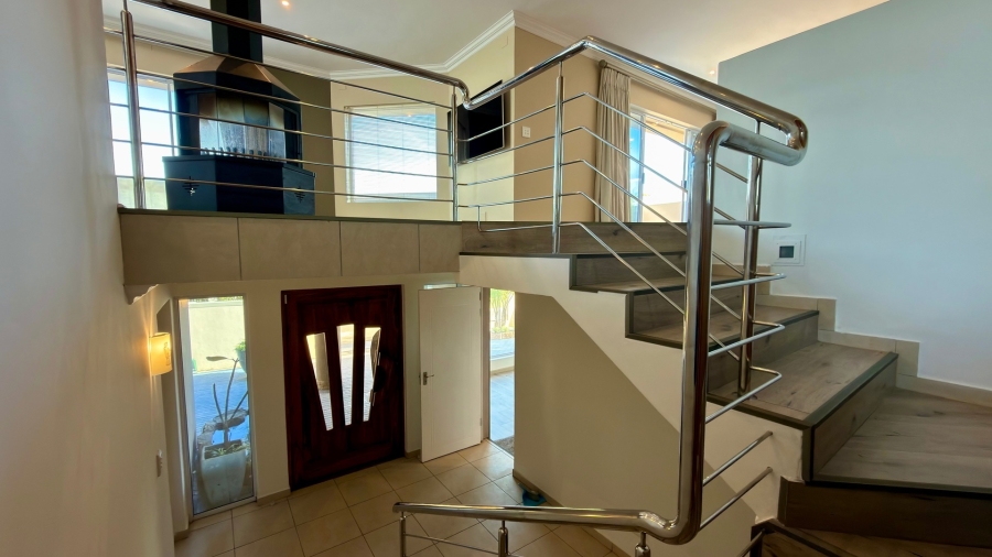 3 Bedroom Property for Sale in Olive Grove Western Cape